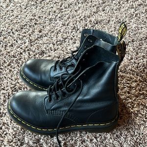 Doc Martens Combat boots